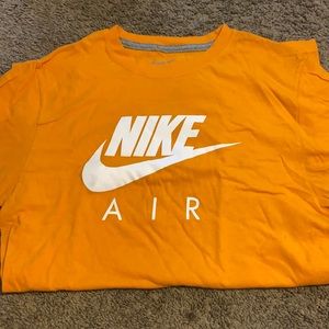 Small , Orange Nike T shirt